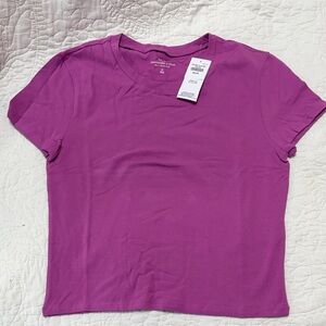 NWT Abercrombie Baby Tee vibrant purple sz M